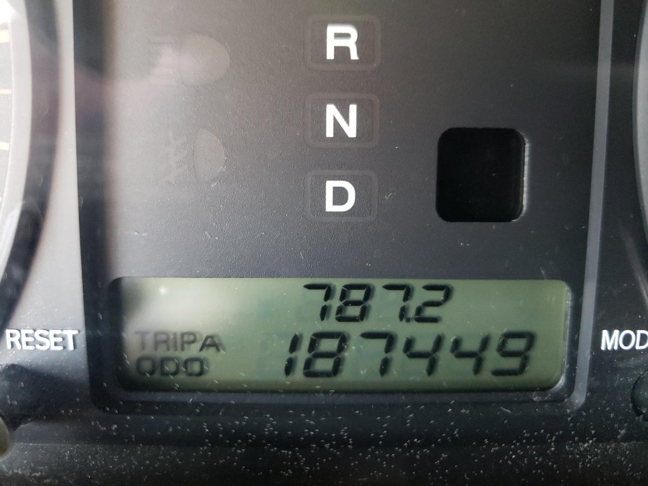 Photo 8 from auction – 2001 KIA OPTIMA MAG with VIN KNAGD124X15084189