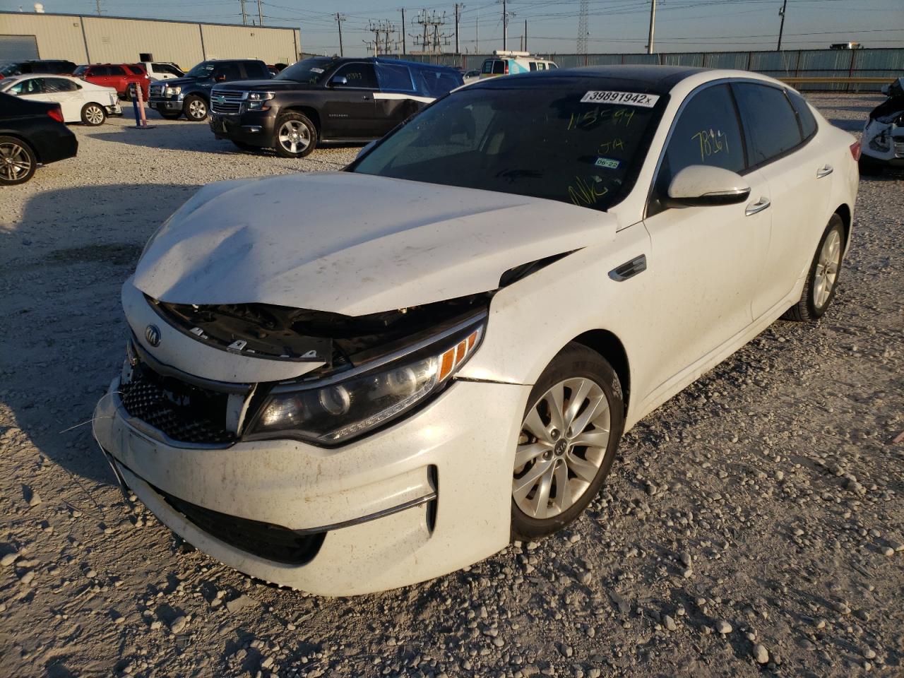 Photo 2 from auction – 2016 KIA OPTIMA EX with VIN 5XXGU4L31GG115599