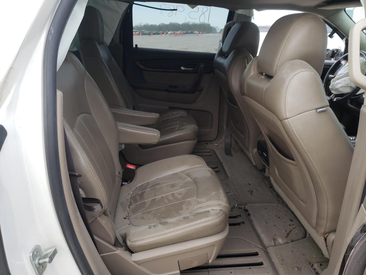 Photo 6 from auction – 2014 GMC ACADIA DEN with VIN 1GKKVTKD0EJ245592