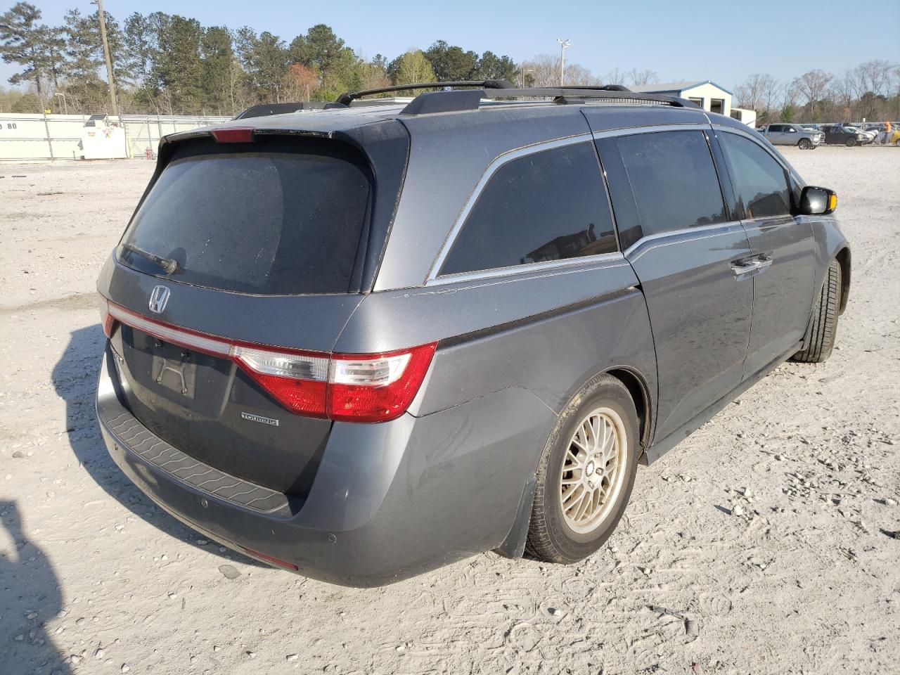 Photo 4 from auction – 2012 HONDA ODYSSEY TO with VIN 5FNRL5H96CB020161