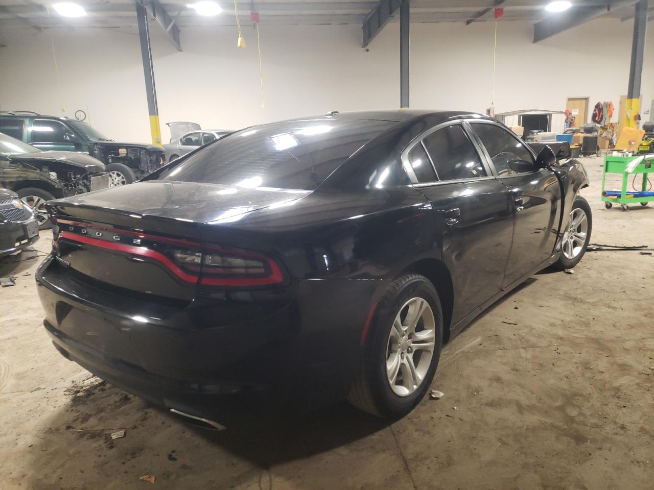 Photo 4 from auction – 2015 DODGE CHARGER SE with VIN 2C3CDXBG4FH813287