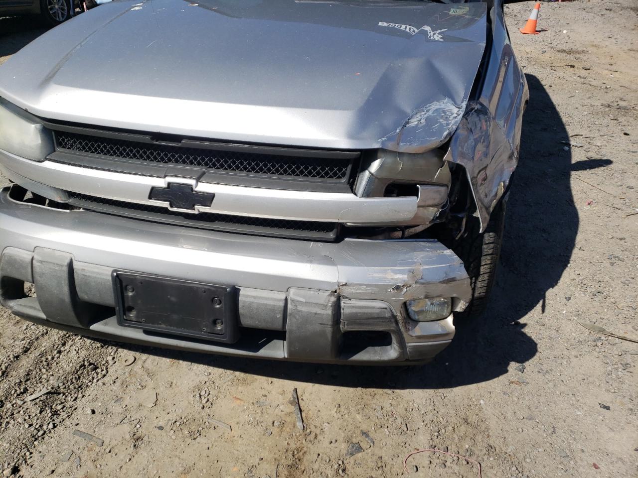 Photo 9 from auction – 2004 CHEVROLET TRAILBLAZE with VIN 1GNDT13S342412832