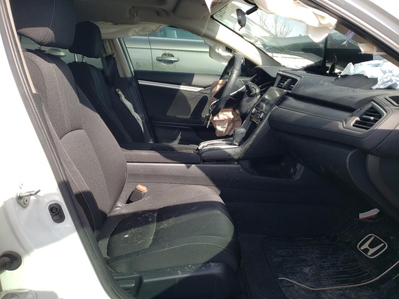Photo 5 from auction – 2018 HONDA CIVIC EX with VIN 2HGFC2F85JH005994