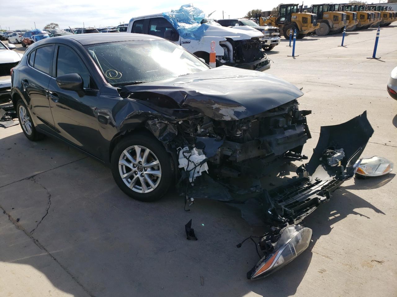 Photo 1 from auction – 2015 MAZDA 3 TOURING with VIN 3MZBM1L74FM130569