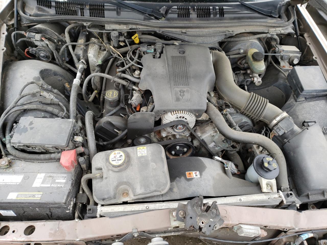 Photo 7 from auction – 2004 MERCURY GRAND MARQ with VIN 2MEFM74W34X605741
