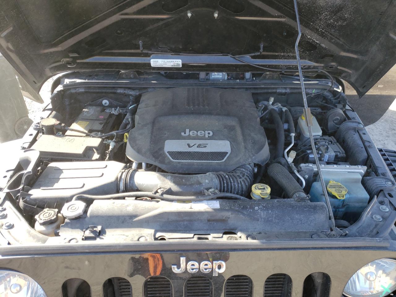 Photo 7 from auction – 2016 JEEP WRANGLER U with VIN 1C4BJWDG9GL170530