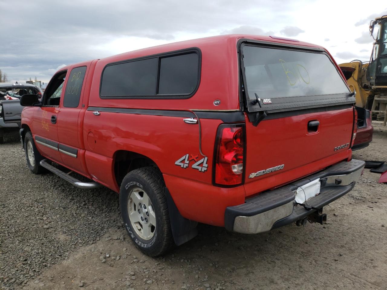 Photo 3 from auction – 2004 CHEVROLET SILVERADO with VIN 1GCEK19T04Z274304