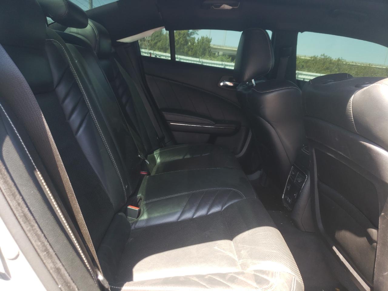 Photo 6 from auction – 2018 DODGE CHARGER SR with VIN 2C3CDXL99JH335134