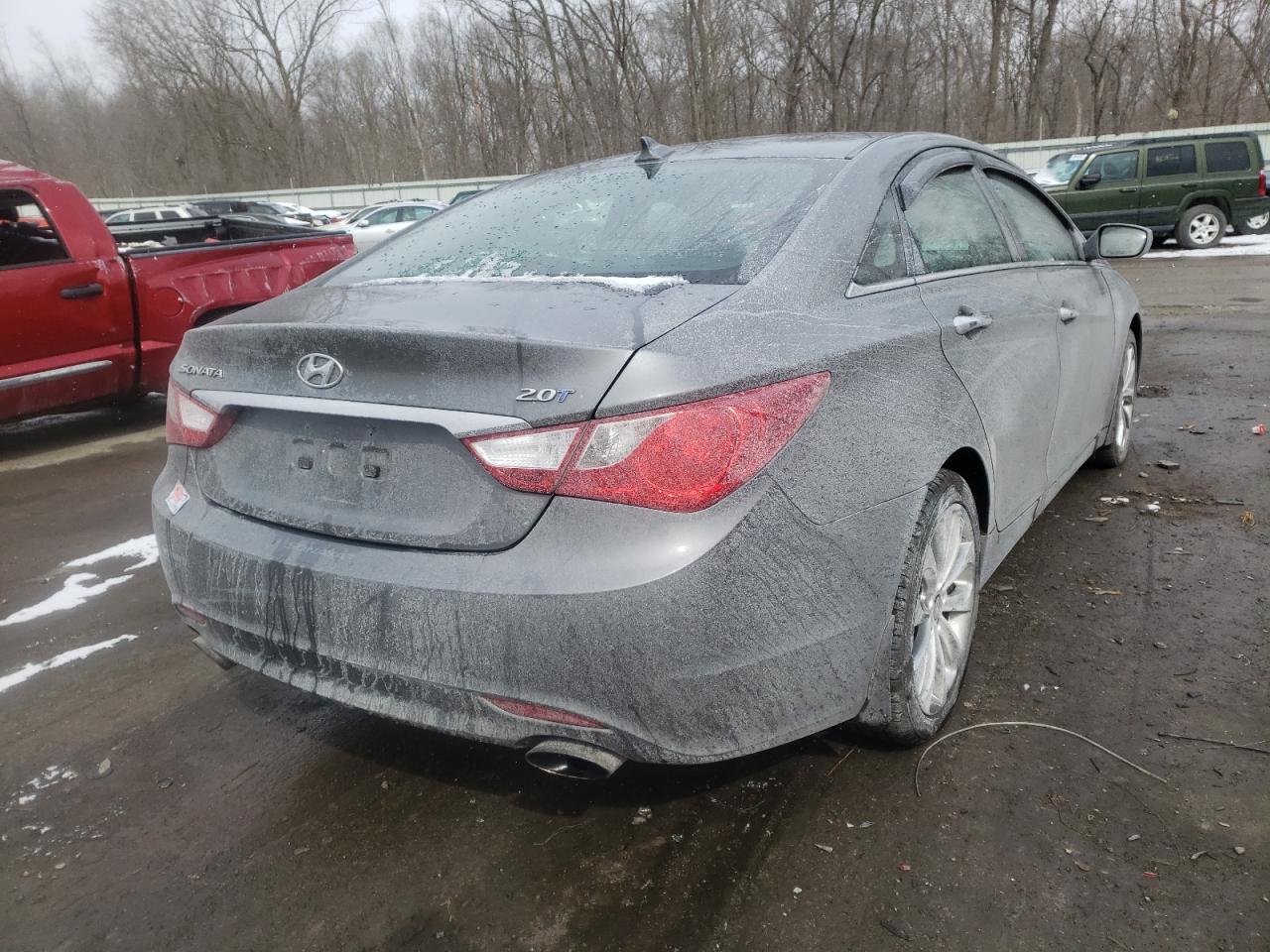 Photo 4 from auction – 2012 HYUNDAI SONATA SE with VIN 5NPEC4AB8CH430869