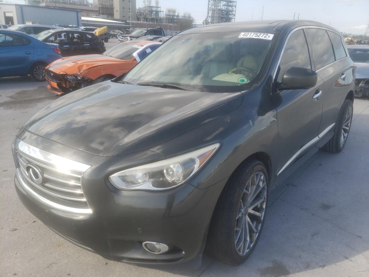 Photo 2 from auction – 2013 INFINITI JX35 with VIN 5N1AL0MN5DC305074
