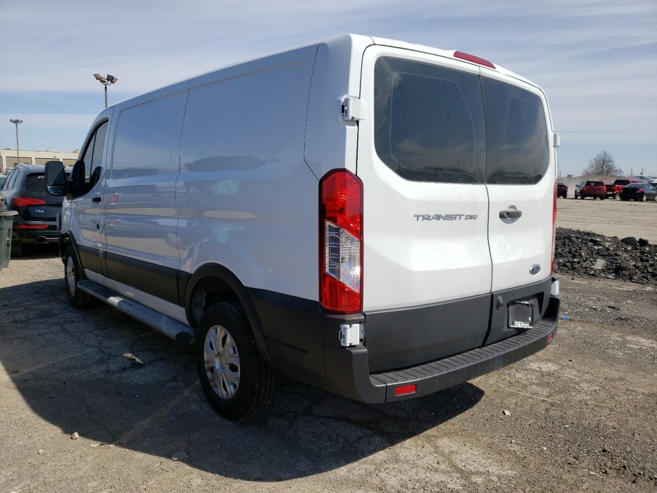 Photo 3 from auction – 2019 FORD TRANSIT T- with VIN 1FTYR1ZM5KKB00512