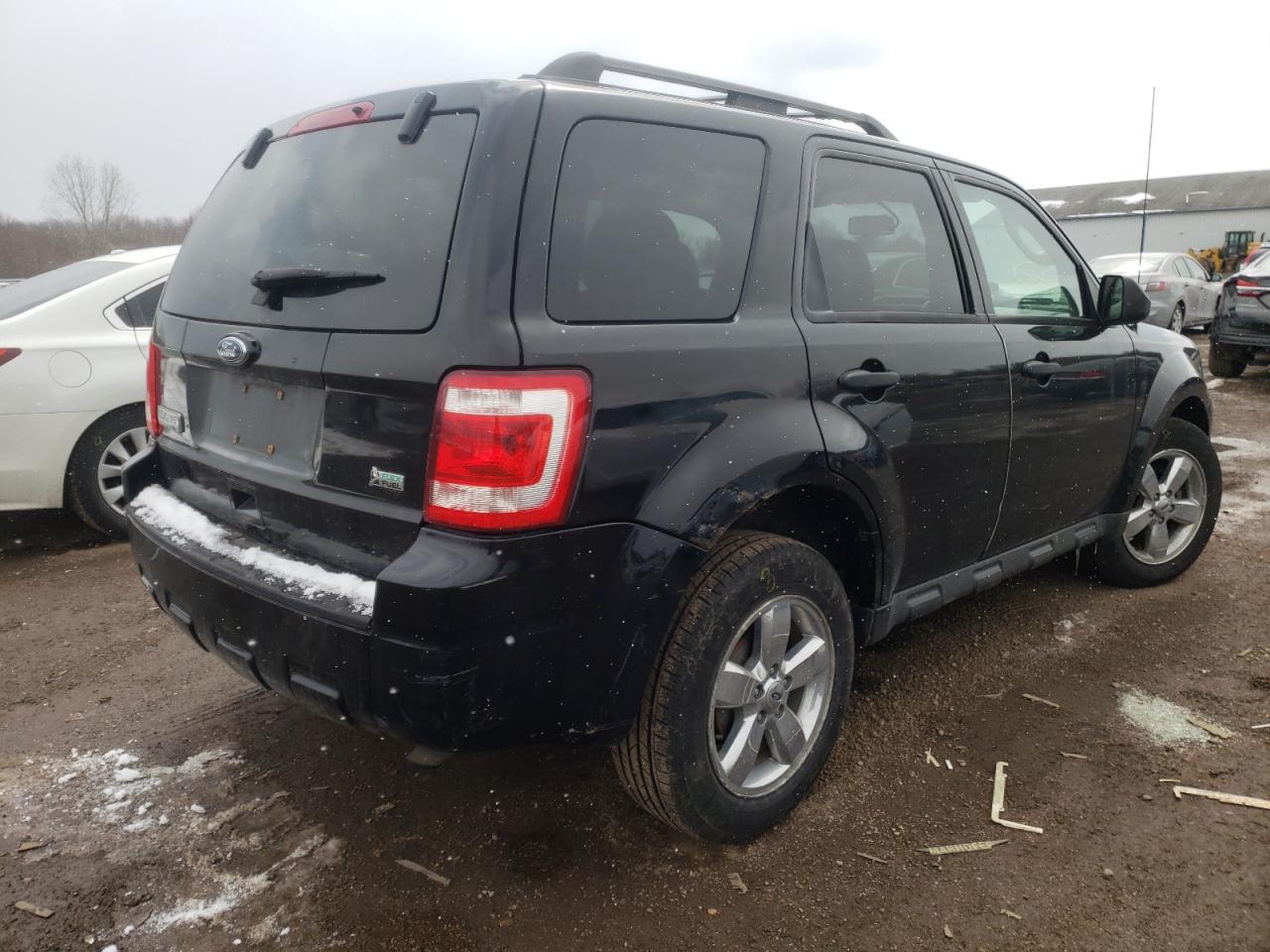 Photo 4 from auction – 2010 FORD ESCAPE XLT with VIN 1FMCU9DG5AKA04043