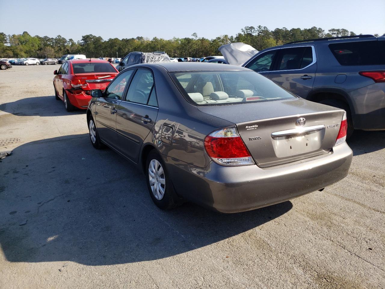 Photo 3 from auction – 2006 TOYOTA CAMRY LE with VIN 4T1BE32K56U703195