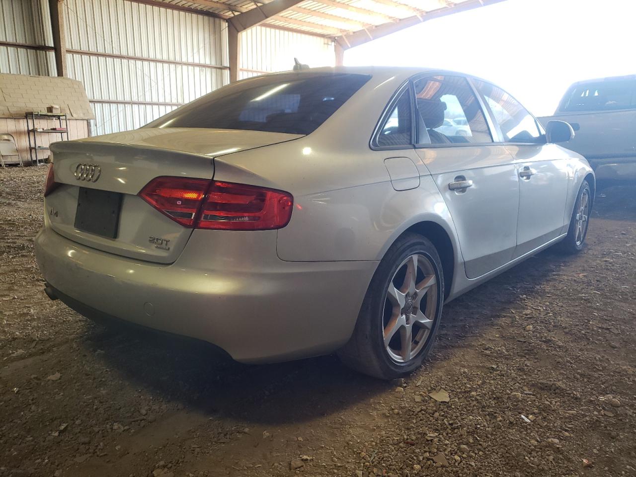 Photo 4 from auction – 2009 AUDI A4 2.0T QU with VIN WAULF78K09N037069