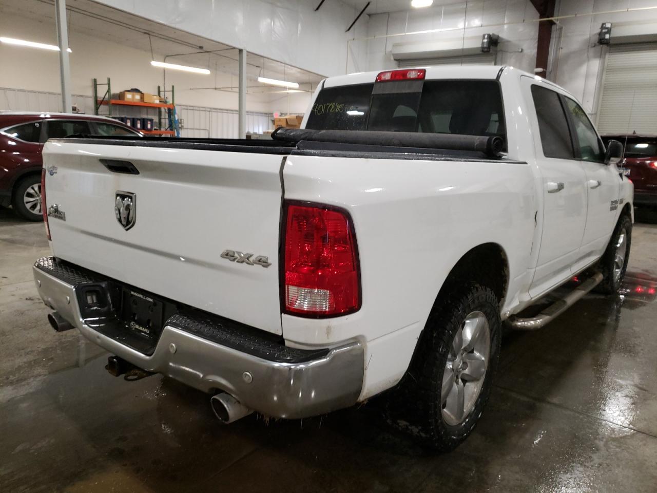Photo 4 from auction – 2017 RAM 1500 SLT with VIN 3C6RR7LT9HG564577