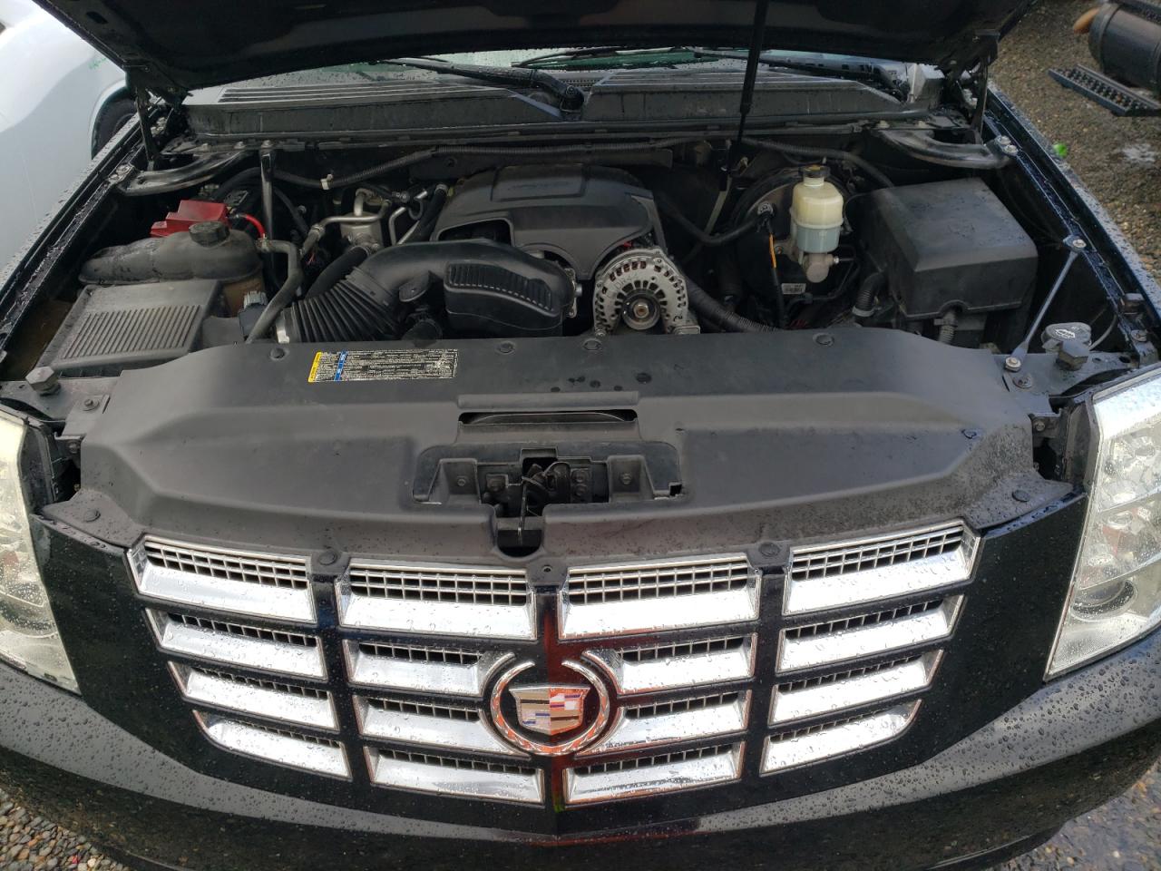 Photo 7 from auction – 2010 CADILLAC ESCALADE L with VIN 1GYUCBEF2AR229143