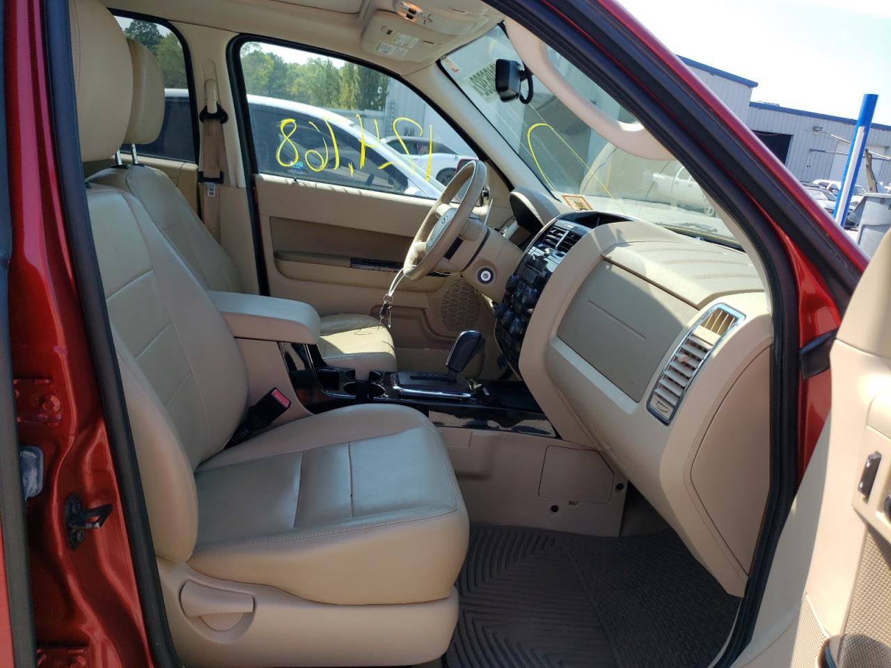 Photo 5 from auction – 2012 FORD ESCAPE LIM with VIN 1FMCU9EG1CKA51586