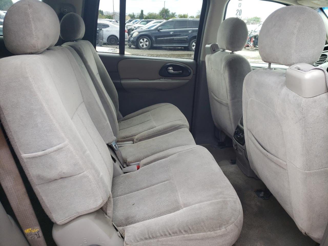 Photo 6 from auction – 2006 CHEVROLET TRAILBLAZE with VIN 1GNES16S466105720