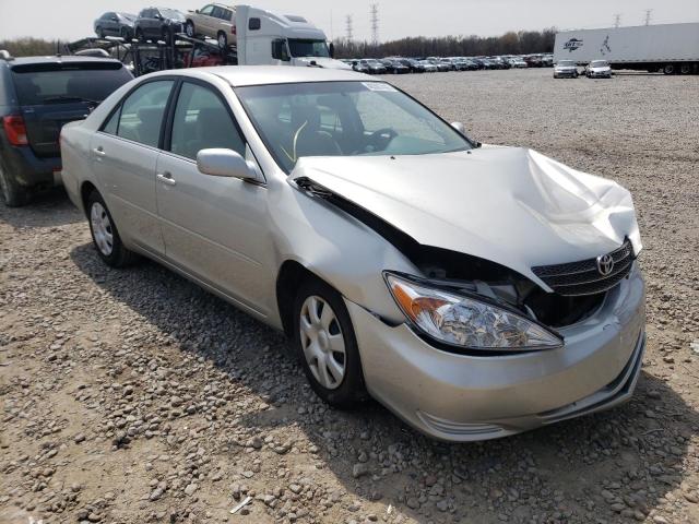 TOYOTA CAMRY LE 2004 with VIN 4T1BE32KX4U829596 - Photo from auction