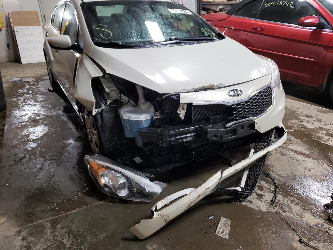 Photo 9 from auction – 2015 KIA FORTE LX with VIN KNAFK4A63F5364081