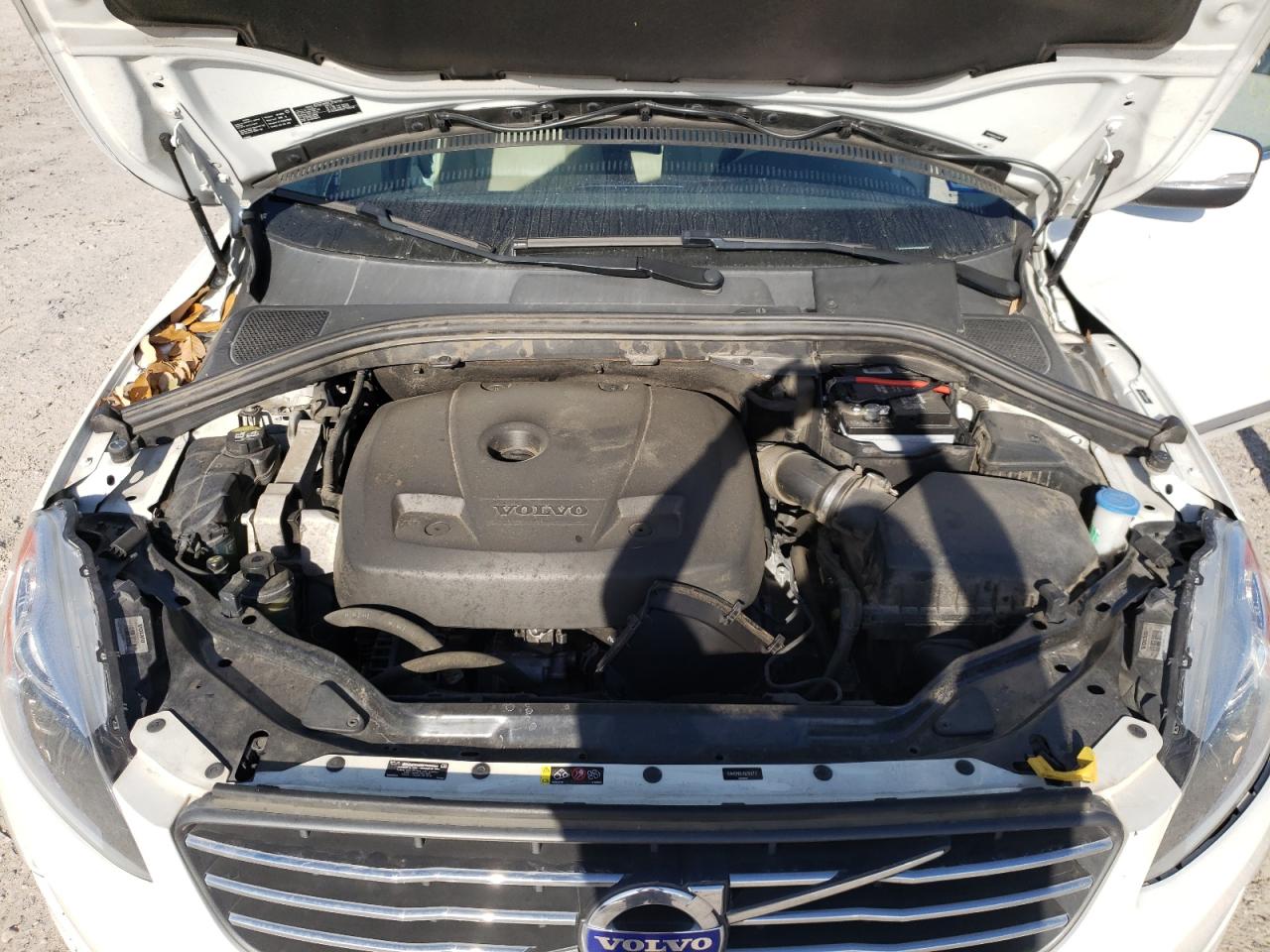 Photo 7 from auction – 2016 VOLVO XC60 T5 PR with VIN YV440MDK4G2906717