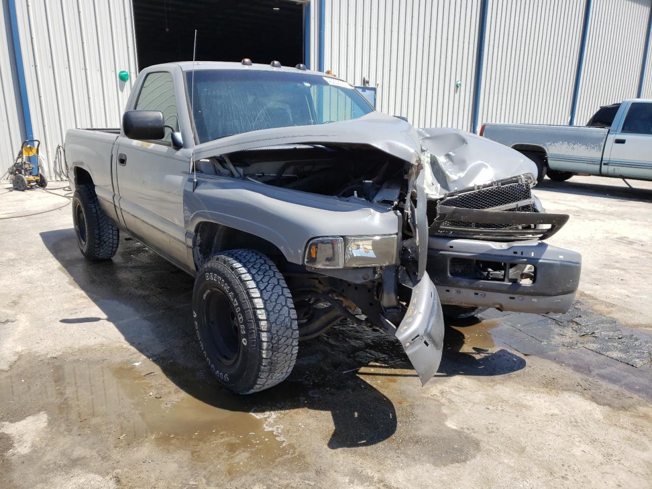 Photo 1 from auction – 1995 DODGE RAM 1500 with VIN 1B7HC16X5SS380299