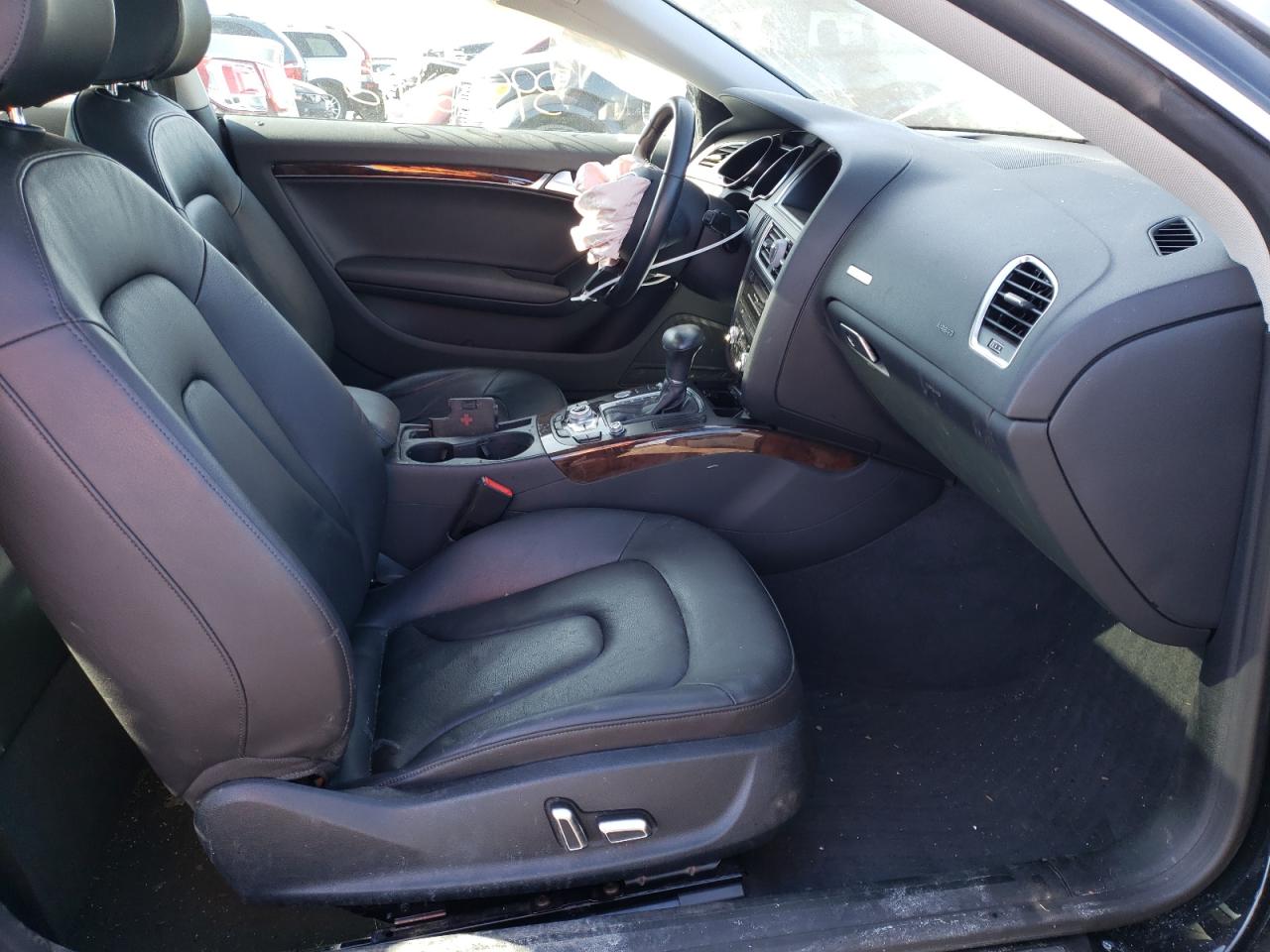Photo 5 from auction – 2014 AUDI A5 PREMIUM with VIN WAULFAFR8EA044205