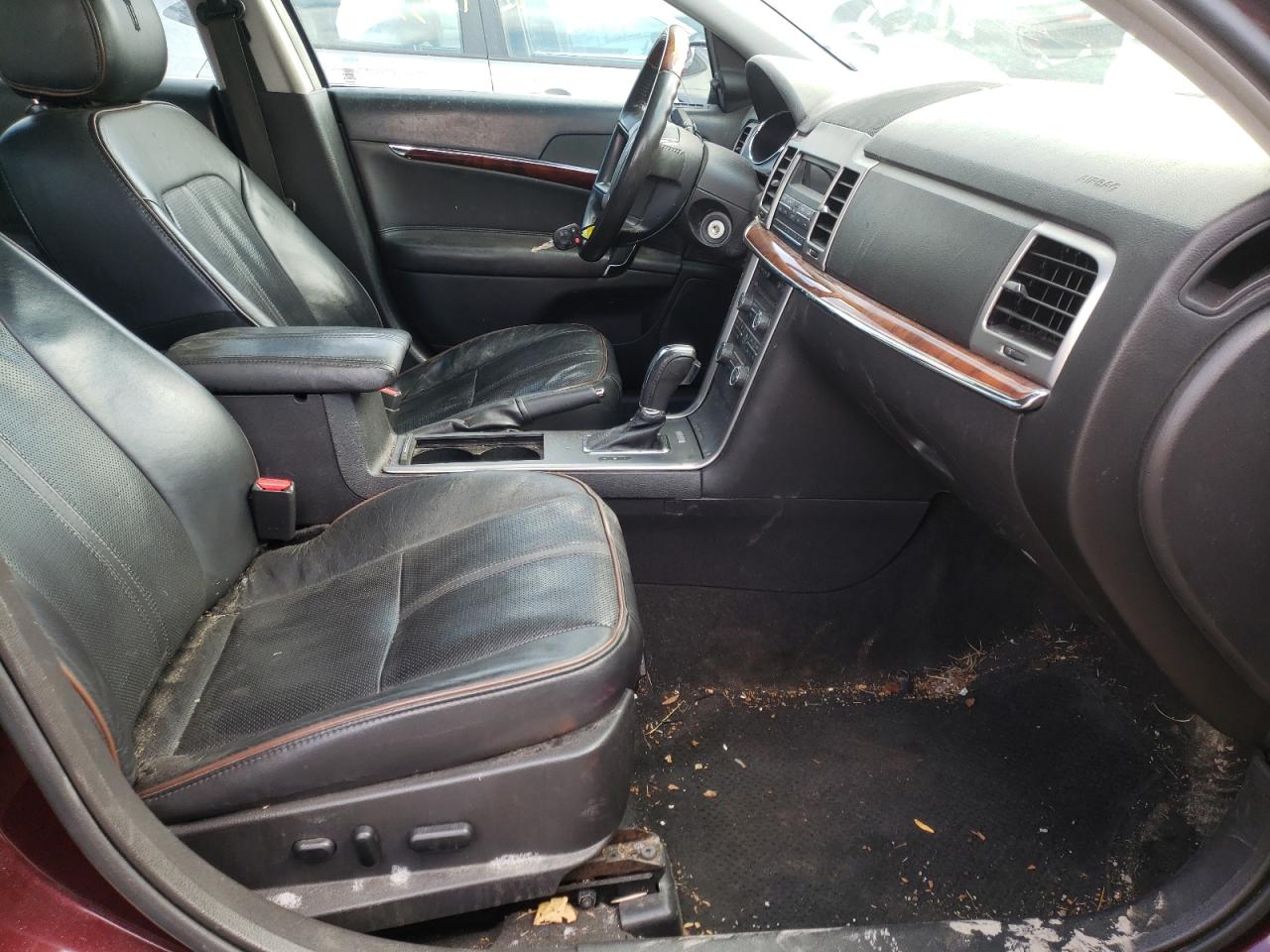 Photo 5 from auction – 2011 LINCOLN MKZ with VIN 3LNHL2JC9BR776317