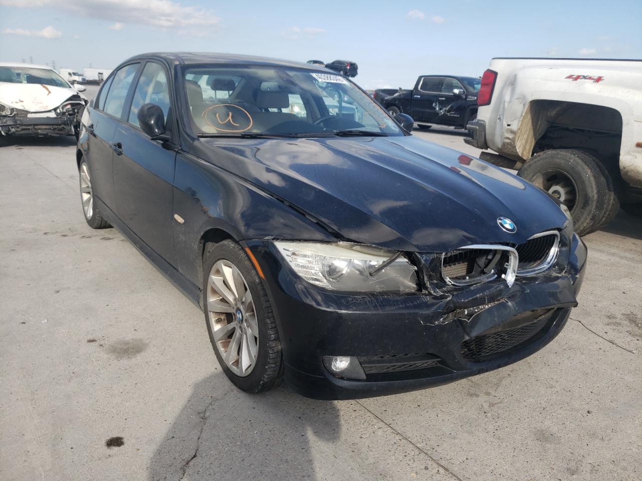 BMW 328 I 2011 with VIN WBAPH7C57BA801588 - Photo from auction