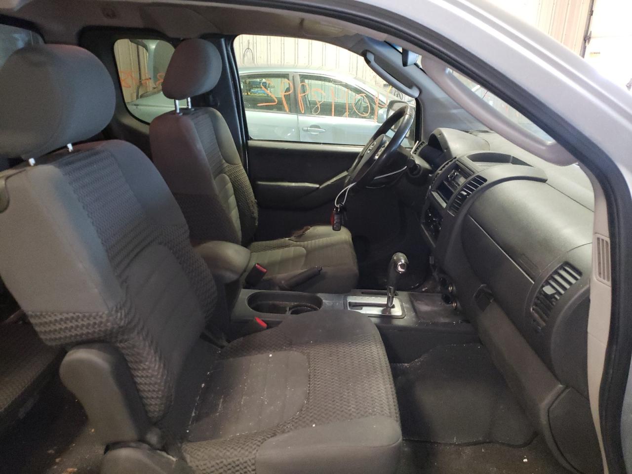 Photo 5 from auction – 2007 NISSAN FRONTIER K with VIN 1N6AD06W17C454607