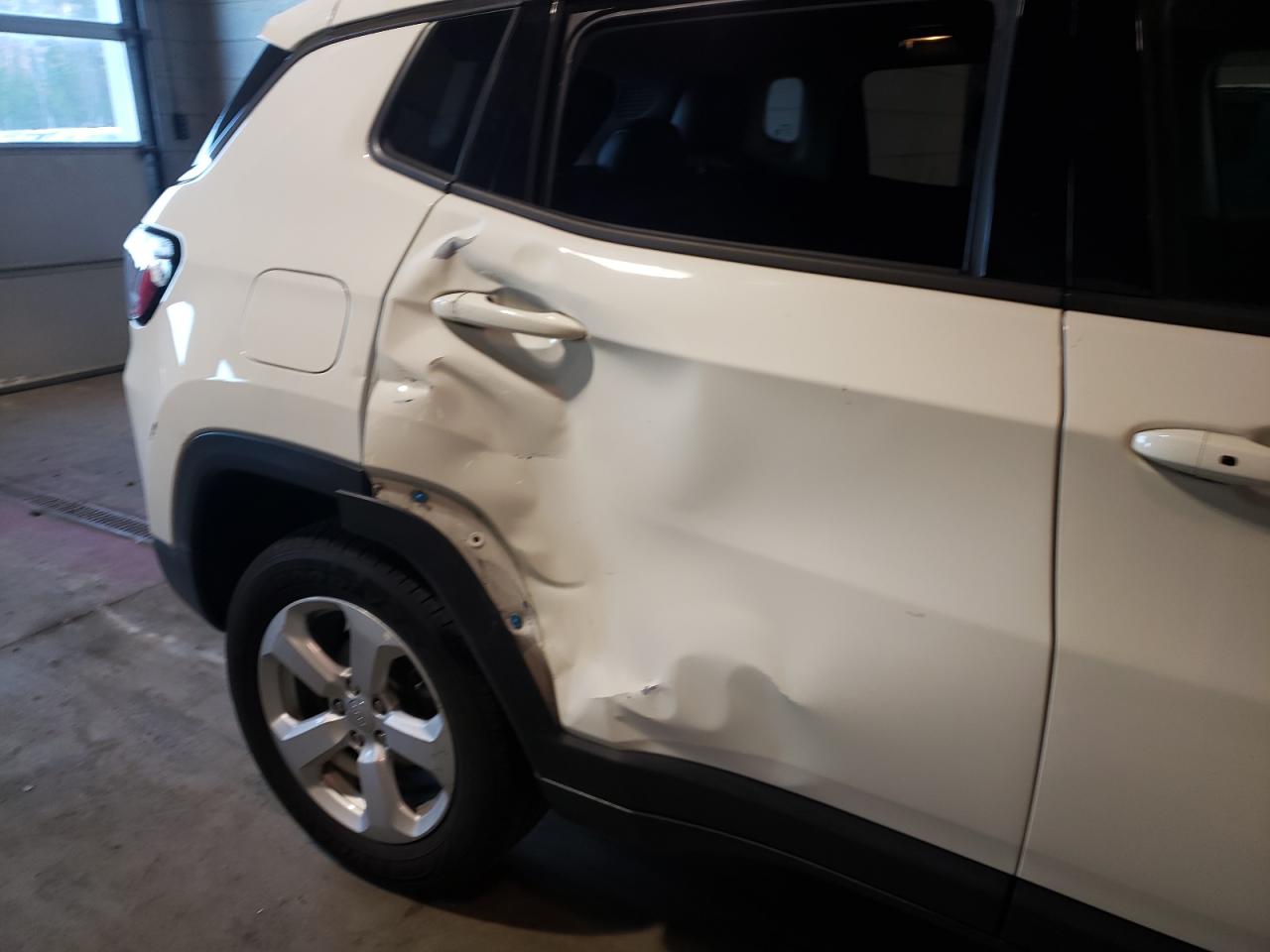 Photo 9 from auction – 2018 JEEP COMPASS LA with VIN 3C4NJDBB2JT398356