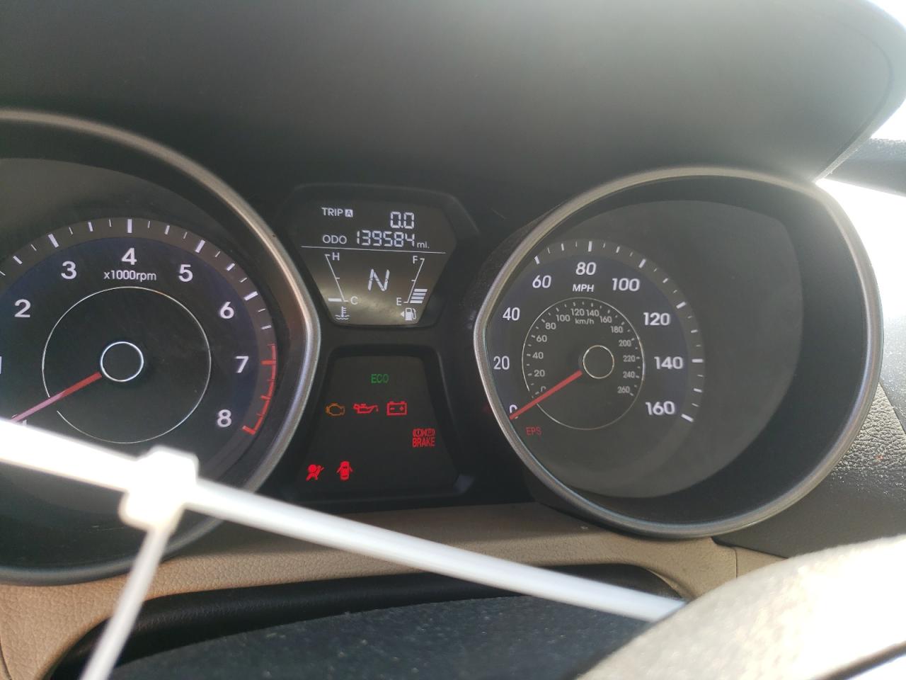 Photo 8 from auction – 2012 HYUNDAI ELANTRA GL with VIN 5NPDH4AE1CH149147