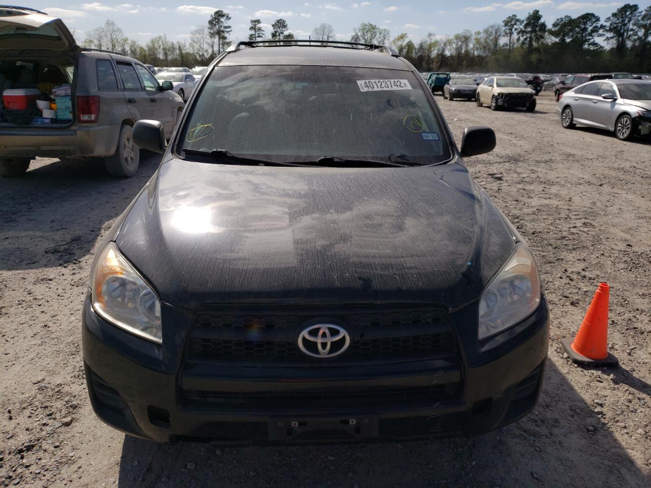 Photo 9 from auction – 2012 TOYOTA RAV4 with VIN 2T3BF4DVXCW201067