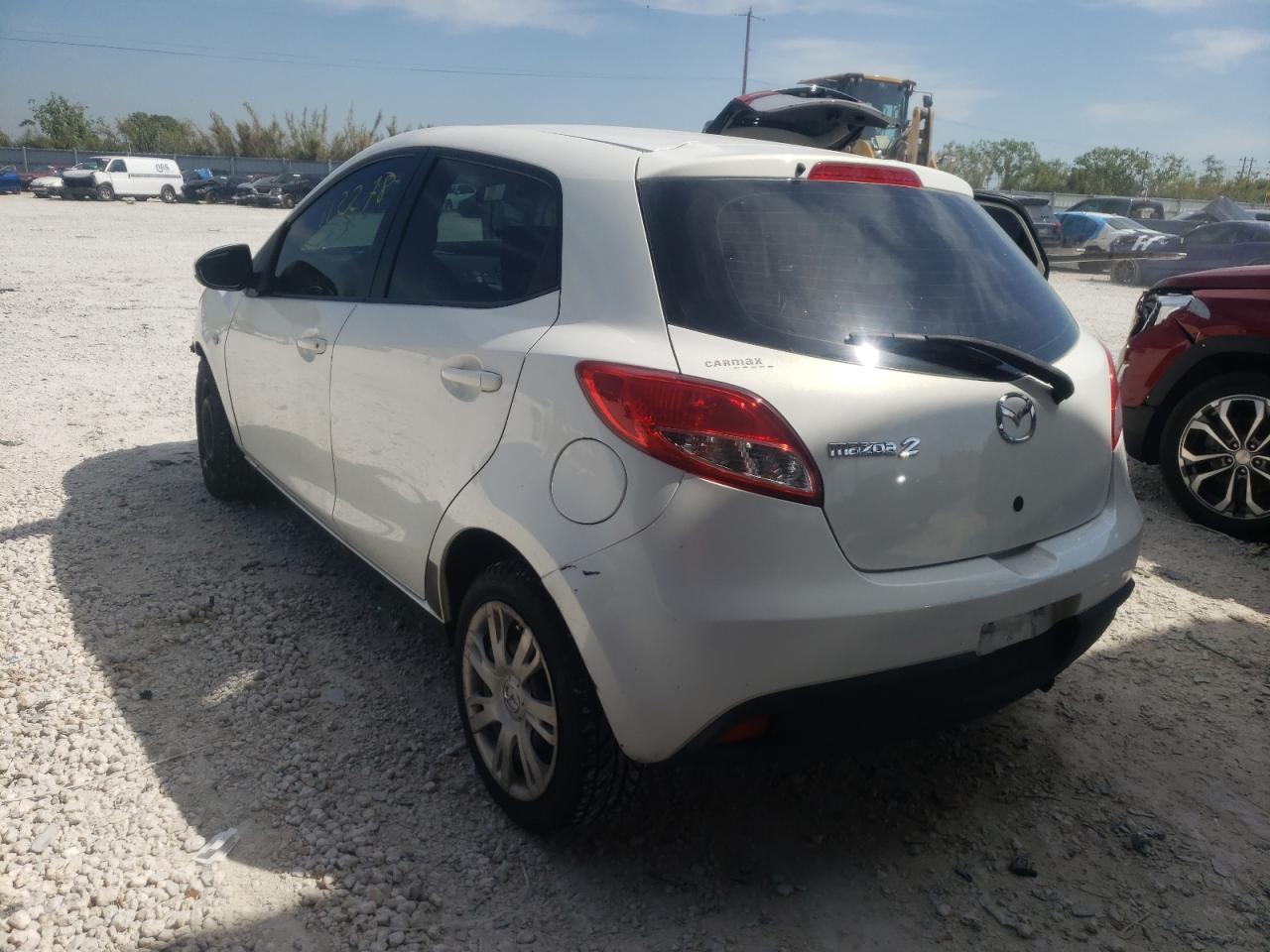 Photo 3 from auction – 2014 MAZDA MAZDA2 SPO with VIN JM1DE1KY3E0187222