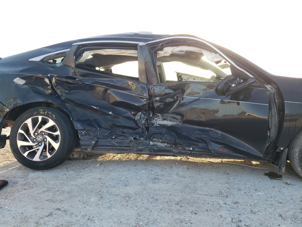 Photo 9 from auction – 2016 HONDA CIVIC EX with VIN 19XFC2F74GE057725
