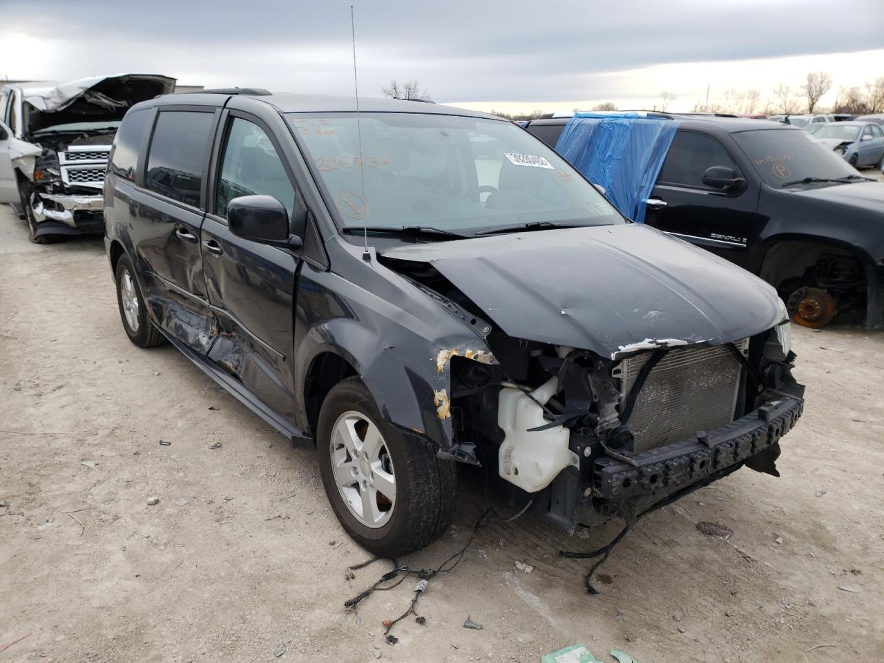 DODGE GRAND CARA 2012 with VIN 2C4RDGCG8CR209834 - Photo from auction