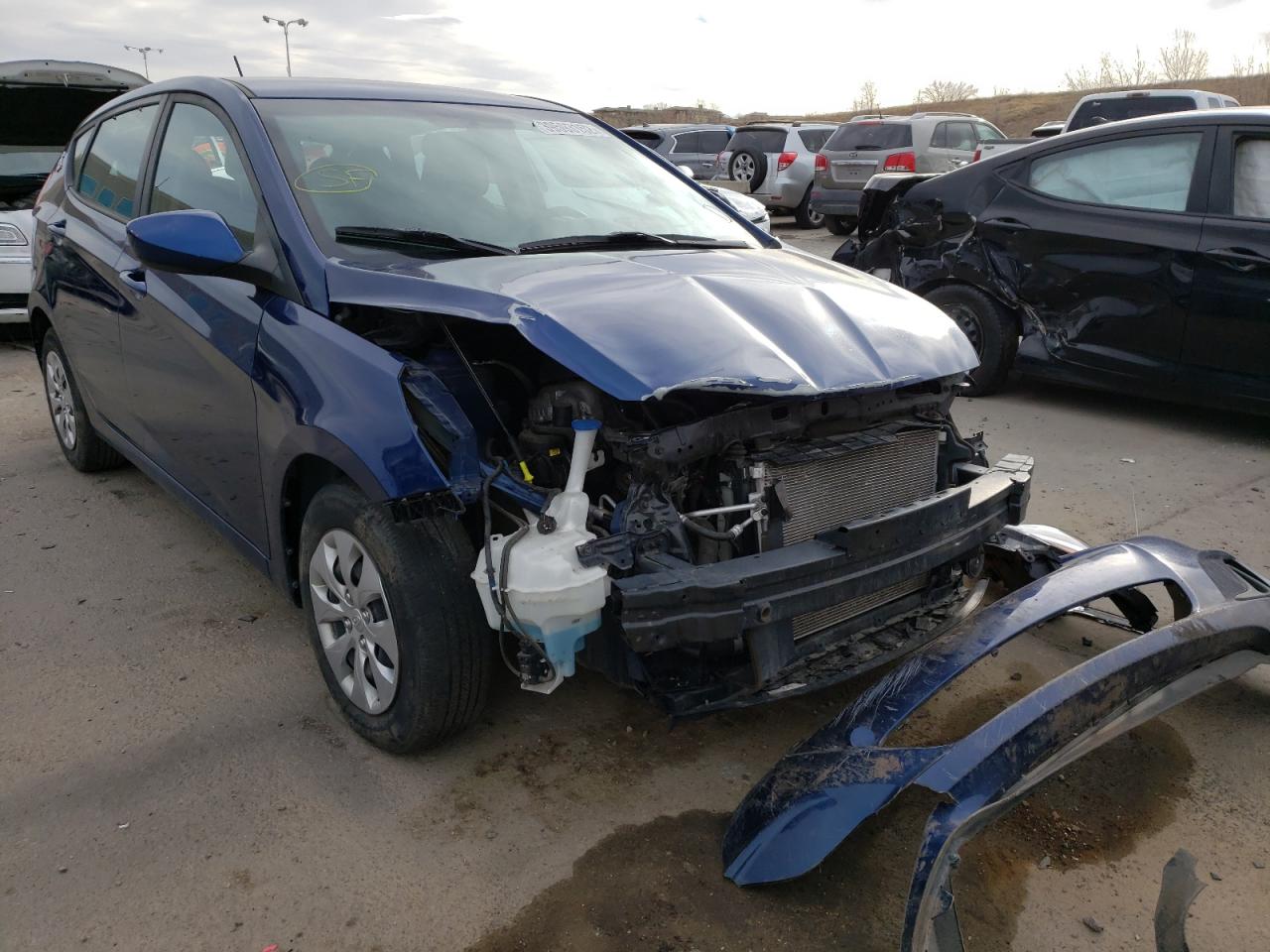 HYUNDAI ACCENT SE 2017 with VIN KMHCT5AE4HU346970 - Photo from auction