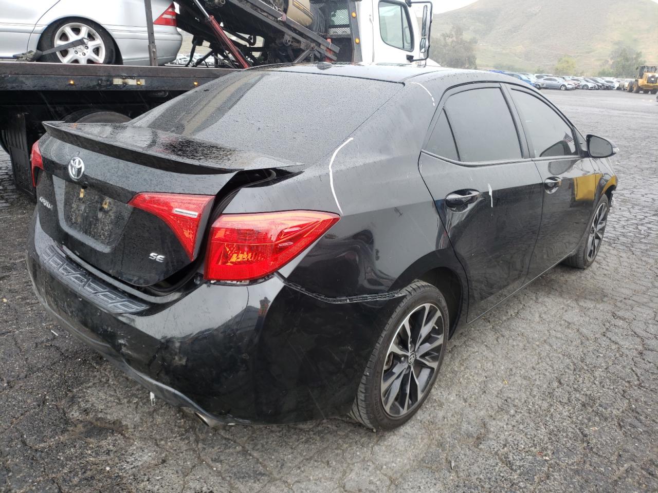 Photo 4 from auction – 2017 TOYOTA COROLLA L with VIN 2T1BURHE0HC756205
