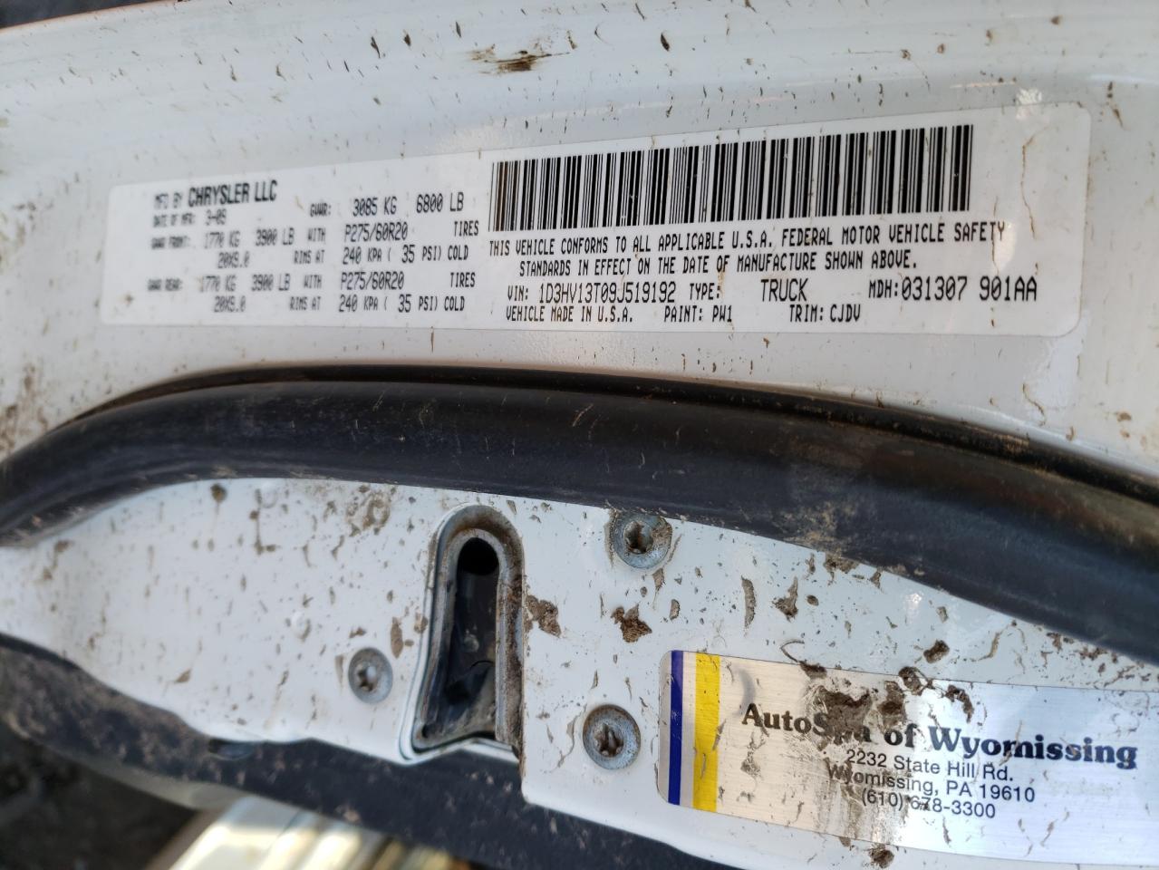 Photo 10 from auction – 2009 DODGE RAM 1500 with VIN 1D3HV13T09J519192