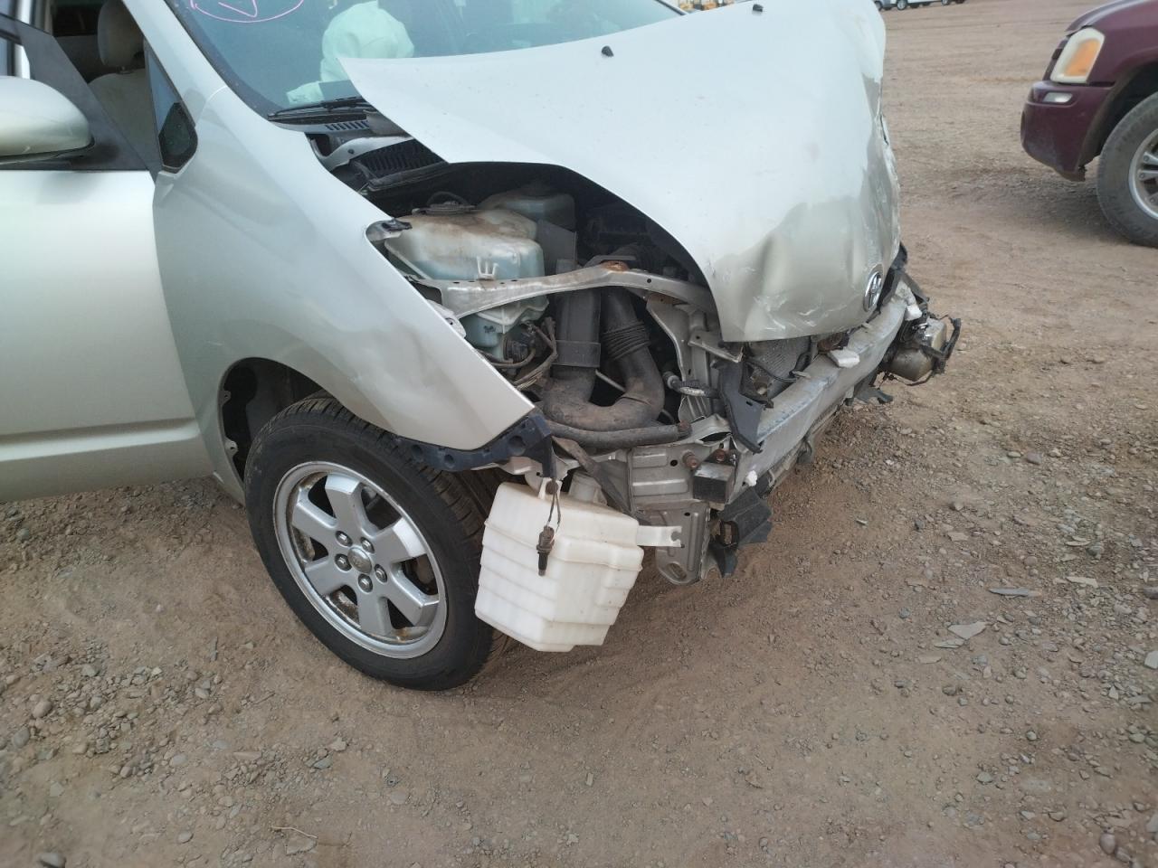 Photo 9 from auction – 2004 TOYOTA PRIUS with VIN JTDKB20U240073250