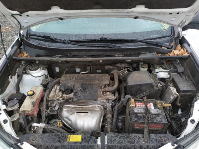 Photo 7 from auction – 2014 TOYOTA RAV4 LE with VIN JTMZFREV1ED029585