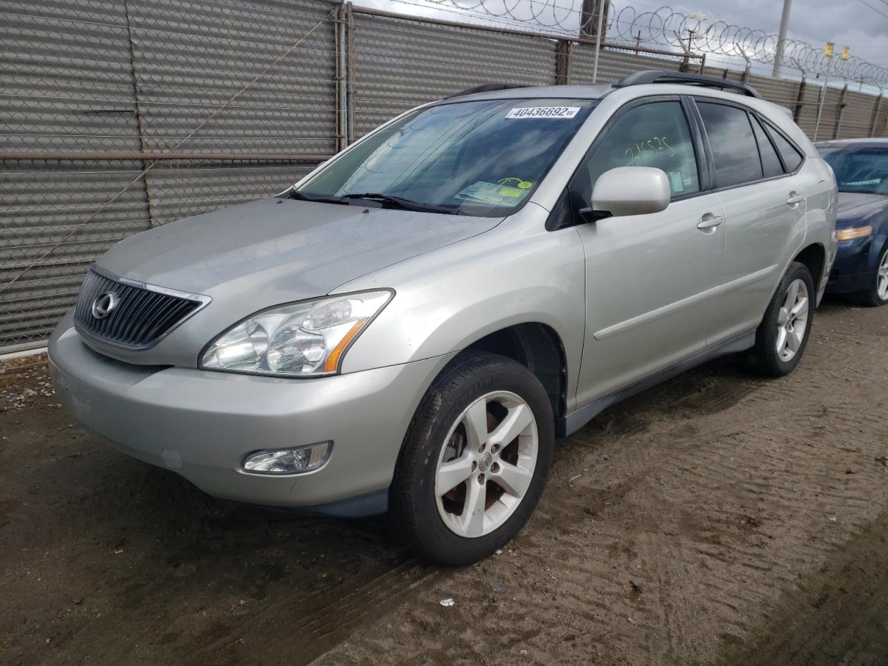 Photo 2 from auction – 2004 LEXUS RX 330 with VIN 2T2GA31UX4C017412