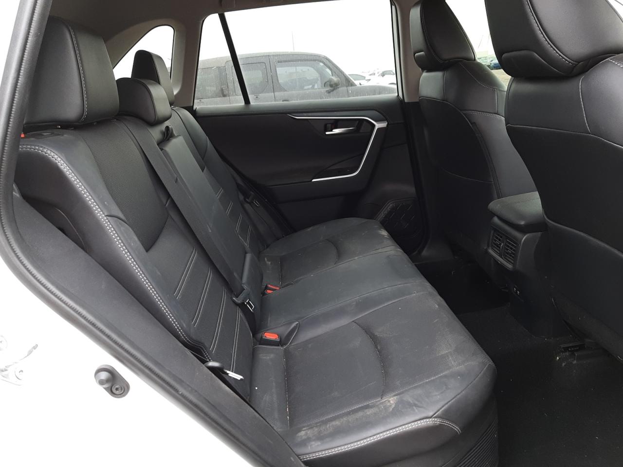 Photo 6 from auction – 2020 TOYOTA RAV4 LIMIT with VIN 2T3DWRFV3LW087223