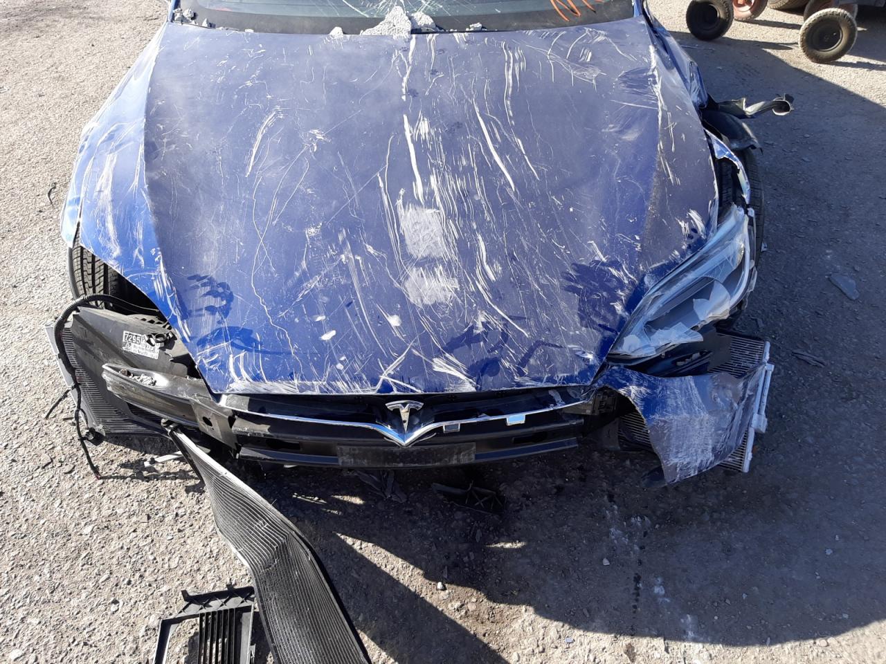 Photo 9 from auction – 2019 TESLA MODEL S with VIN 5YJSA1E21KF335701