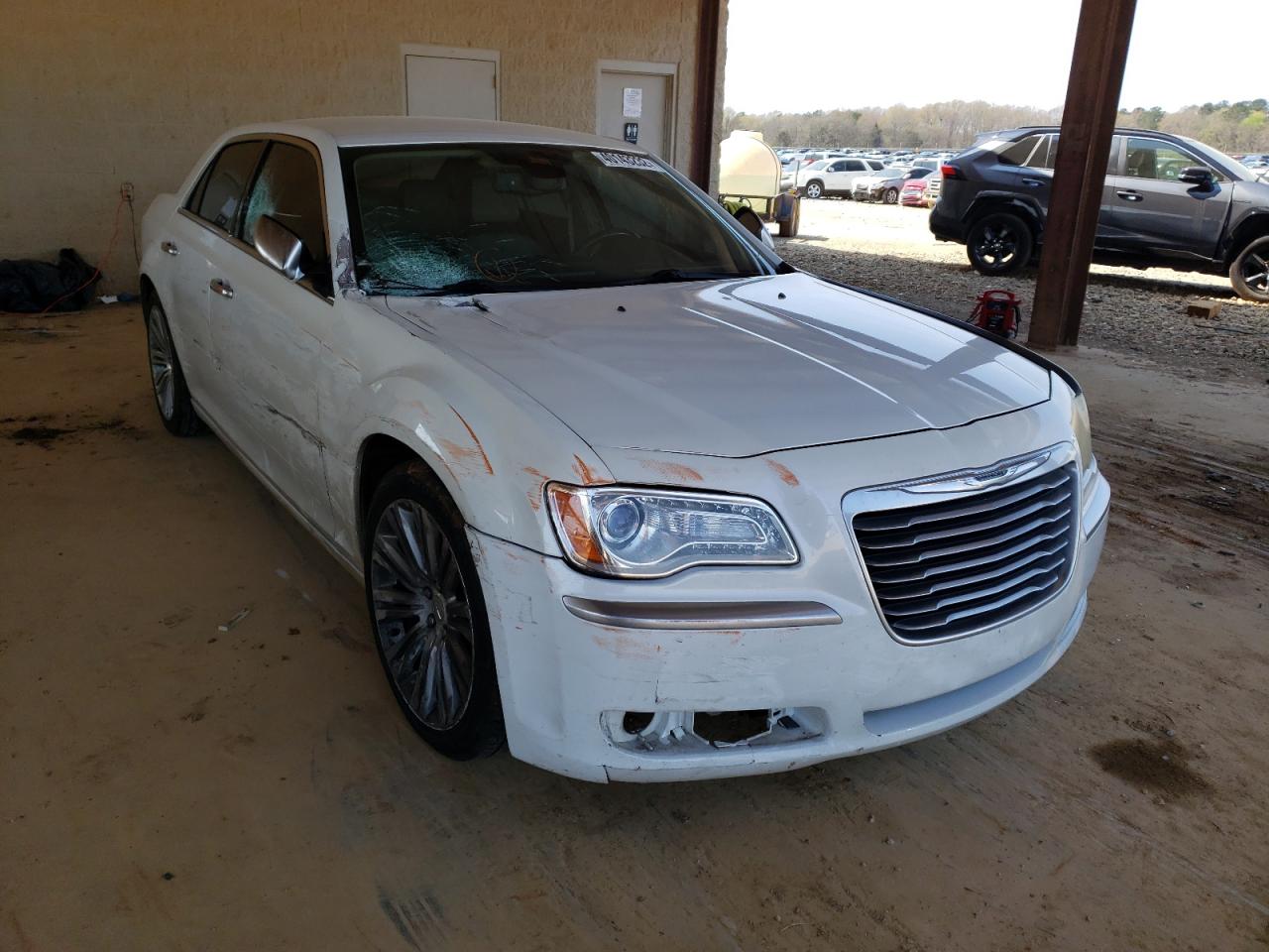 CHRYSLER 300C LUXUR 2012 with VIN 2C3CCAPT0CH290657 - Photo from auction