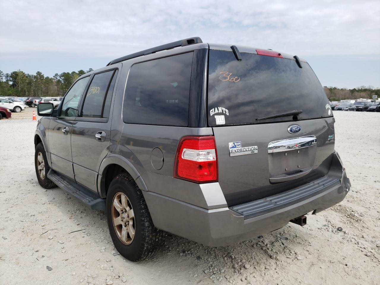 Photo 3 from auction – 2010 FORD EXPEDITION with VIN 1FMJU1F52AEA99700