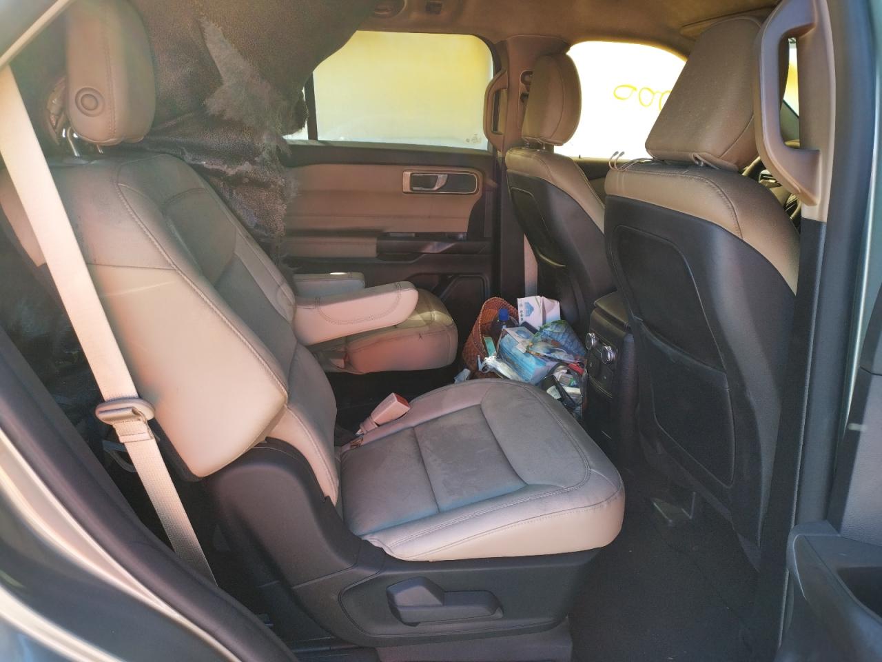 Photo 6 from auction – 2020 FORD EXPLORER X with VIN 1FMSK8DH0LGC00630