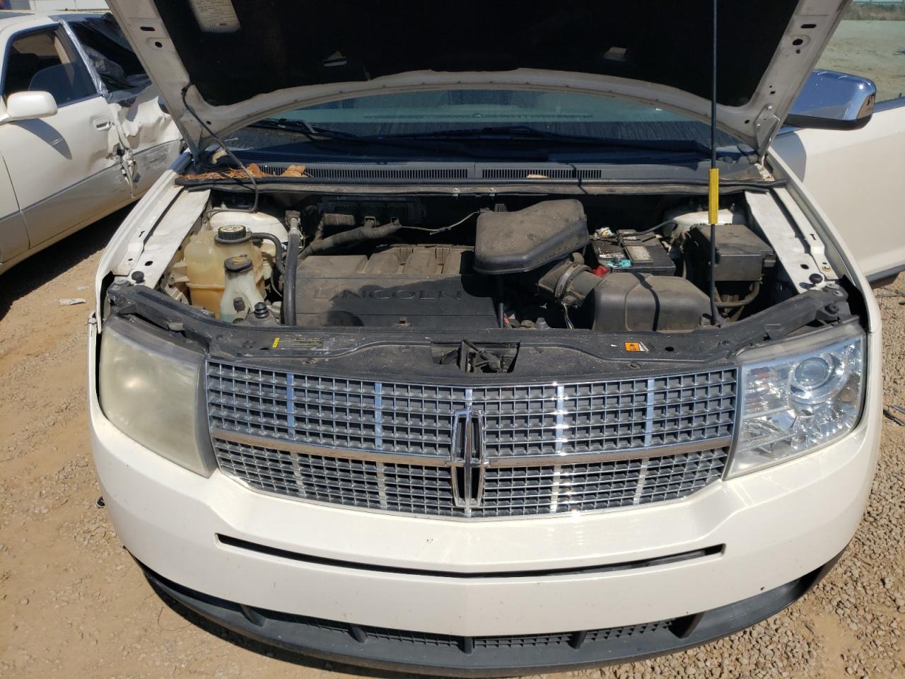 Photo 7 from auction – 2008 LINCOLN MKX with VIN 2LMDU68C58BJ34150