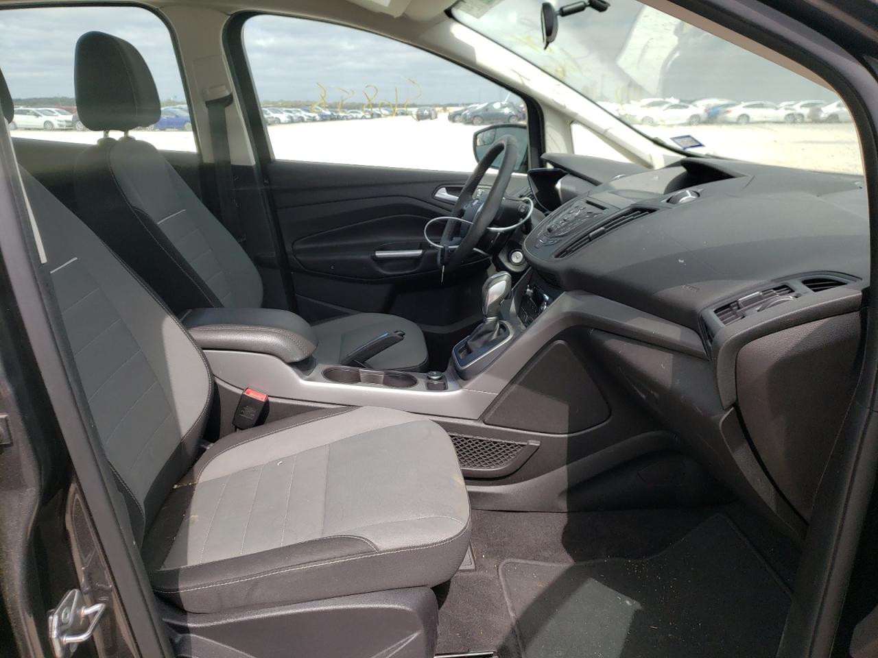 Photo 5 from auction – 2015 FORD C-MAX SE with VIN 1FADP5AU7FL104946