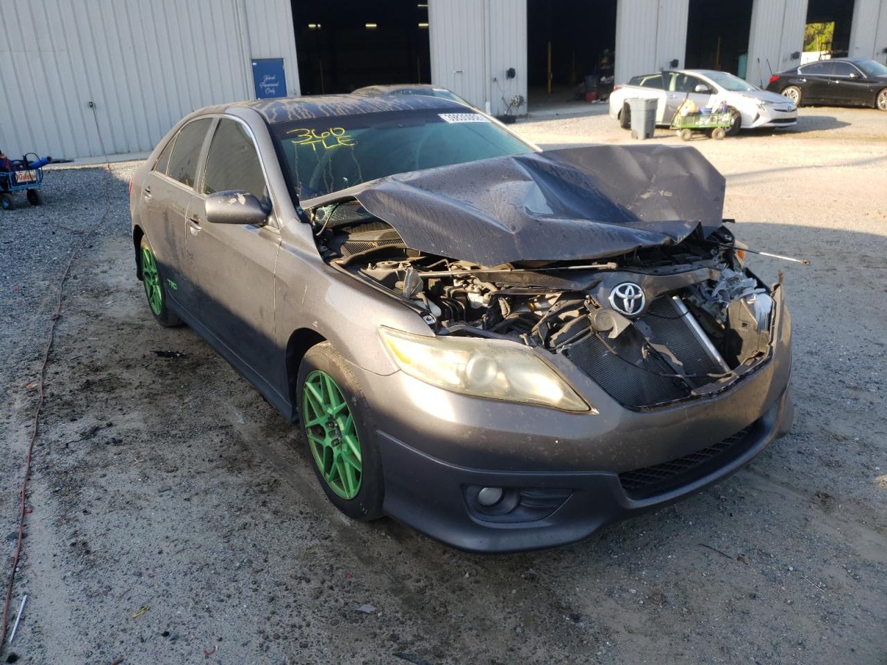 TOYOTA CAMRY BASE 2011 with VIN 4T1BF3EK4BU601082 - Photo from auction